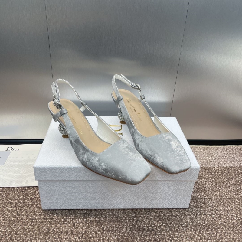 ch**an D*or slippers